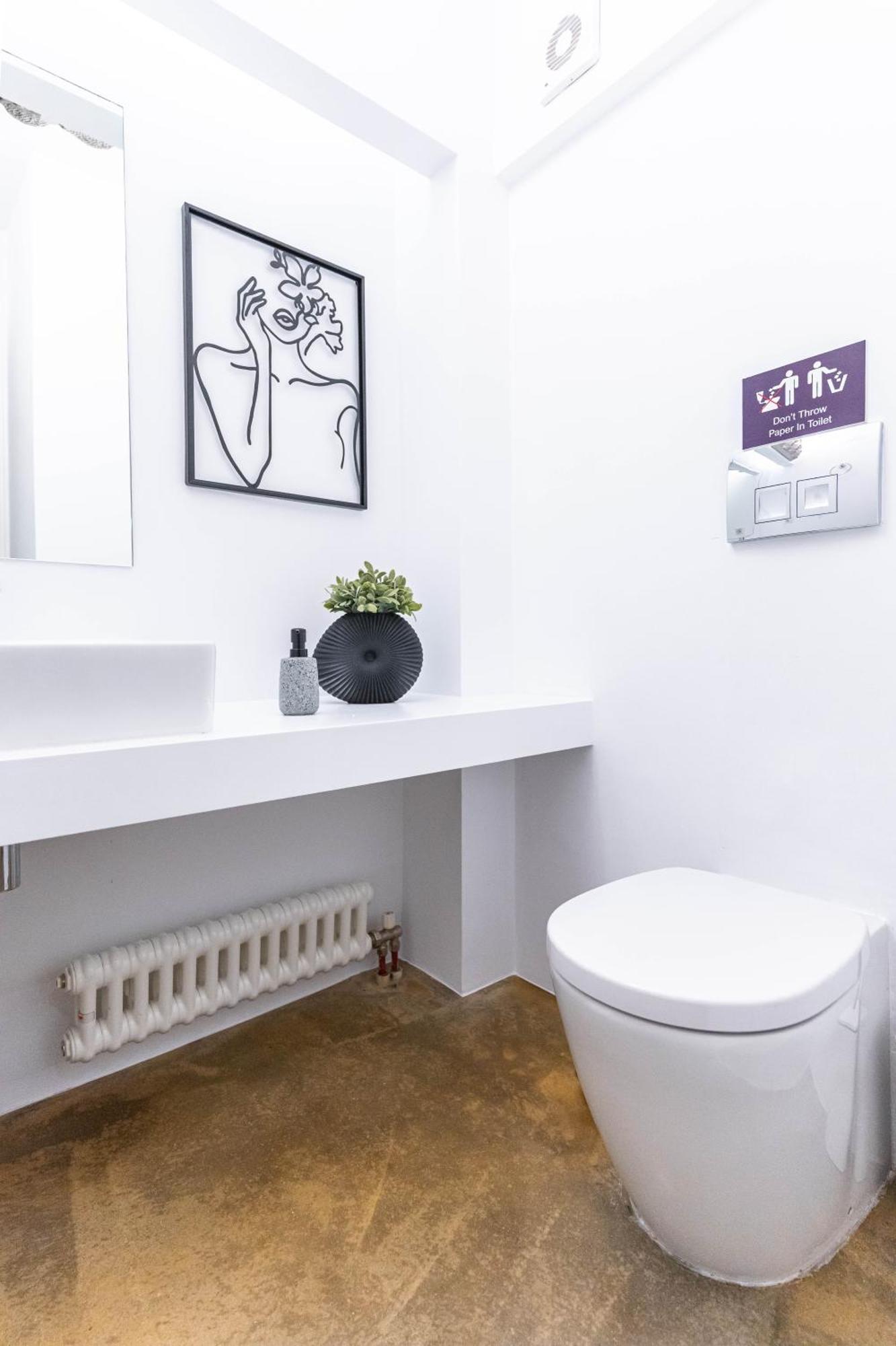 Ma Maison No5 Penthouse Loft, Private Heated Pool, Acropolis View, Ultra High Speed Internet 300 Mbps, Short Walk To Acropolis, Parking Upon Request, 1' From Metro เอเธนส์ ภายนอก รูปภาพ