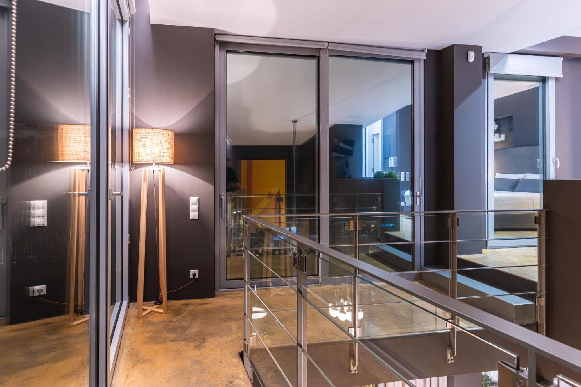 Ma Maison No5 Penthouse Loft, Private Heated Pool, Acropolis View, Ultra High Speed Internet 300 Mbps, Short Walk To Acropolis, Parking Upon Request, 1' From Metro เอเธนส์ ภายนอก รูปภาพ