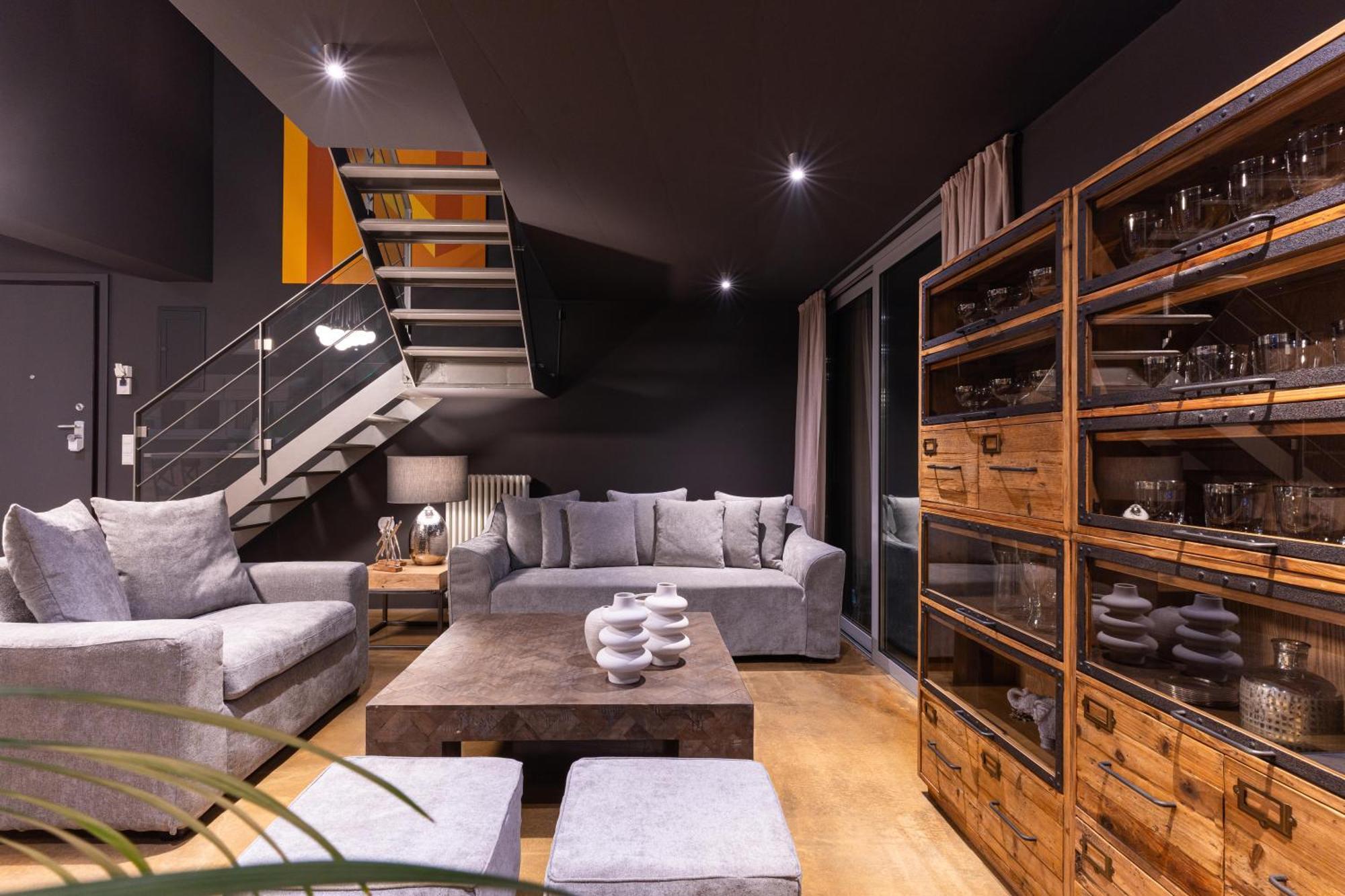 Ma Maison No5 Penthouse Loft, Private Heated Pool, Acropolis View, Ultra High Speed Internet 300 Mbps, Short Walk To Acropolis, Parking Upon Request, 1' From Metro เอเธนส์ ภายนอก รูปภาพ